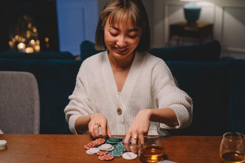 xì tố trực tuyến Kubet
